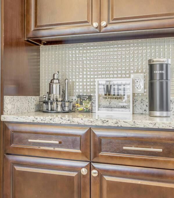 Family Style 5Br Home Mins From Buckroe Beach Hampton Εξωτερικό φωτογραφία